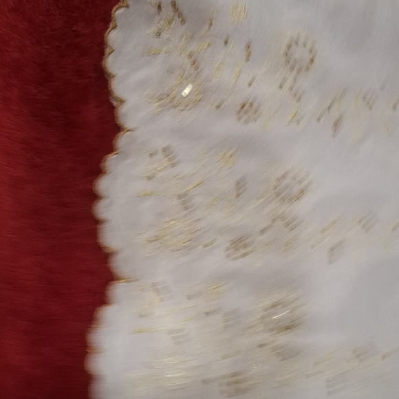 JH Collectibles White Blouse with Gold Embroidery - Picture 7 of 8